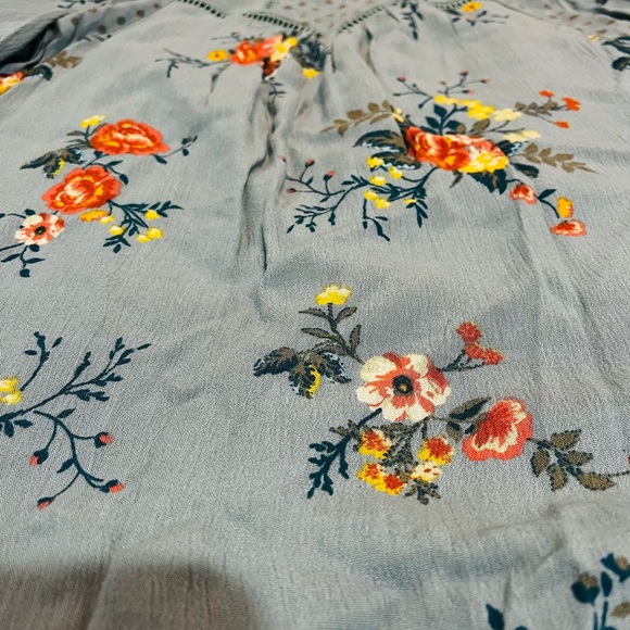 Floral Blue Girl’s Peasant Top - Picture 2 of 7